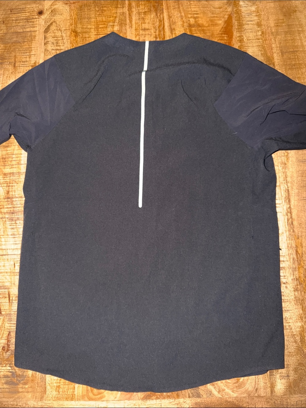 lululemon athletica Men's Navy Lightweight Zip Shirt Jacket - Picture 6 of 7